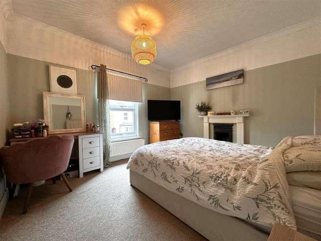 House for sale in New Town, Alverton
