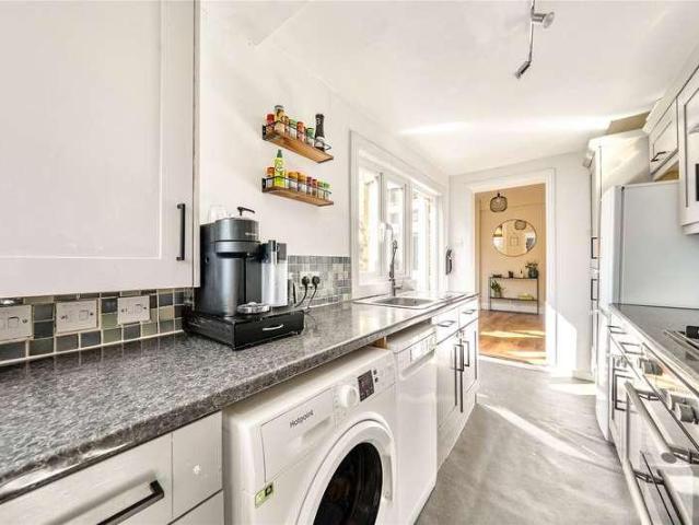House for sale in Hook, Greater London