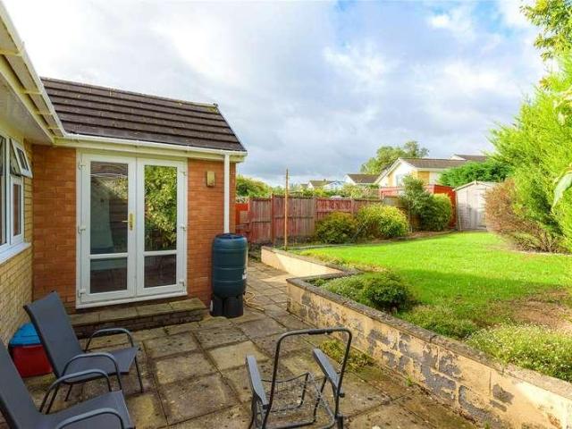 House for sale in Guilsfield