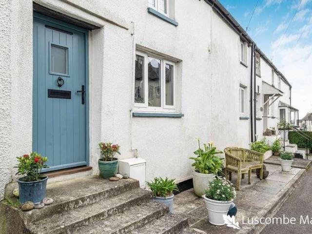 House for sale in Strode, Devon