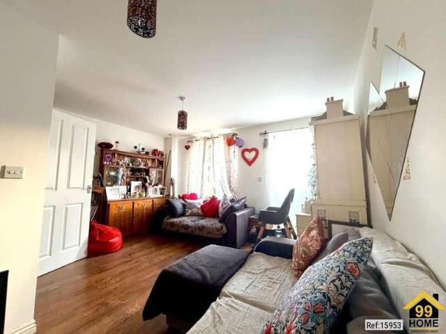 House for sale in Crookhill, Worcestershire