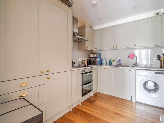 House for sale in Montpellier, Golden Valley