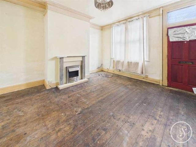 House for sale in Beeston Hill, Leeds
