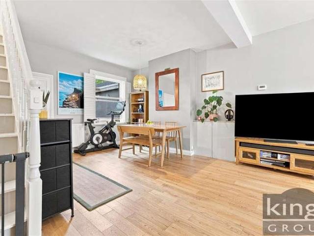 House for sale in Greater London