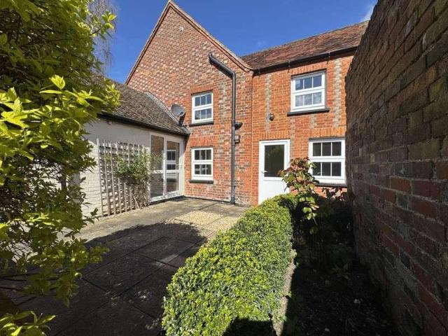 House for sale in Berrick Salome, Oxfordshire