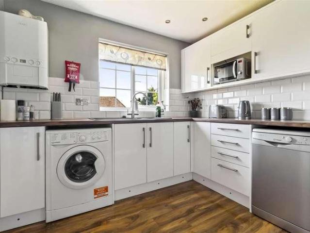 Flat for sale in Worthing, West Sussex