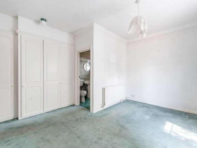 House for sale in Ruislip, London Borough of Hillingdon