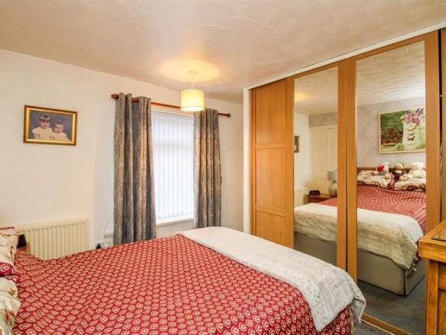 House for sale in Middleton, West Yorkshire