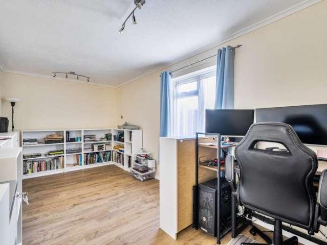 House for sale in High Wycombe Community Board, High Wycombe