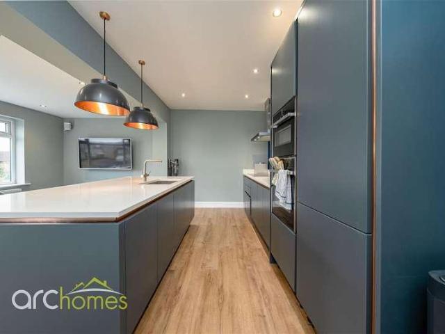 House for sale in Over Hulton, Lee Bank