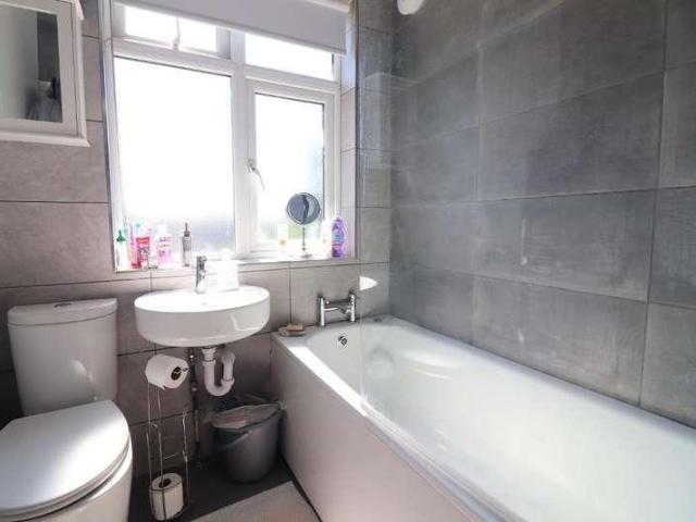 House for sale in Sundon Park, Luton