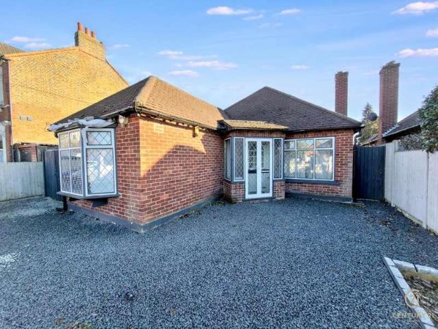 House for sale in London Borough of Hounslow, Heston