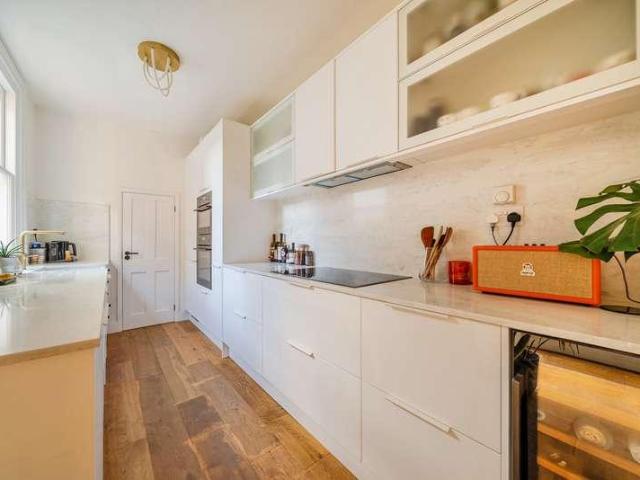 House for sale in Royal Borough of Kingston upon Thames, Greater London