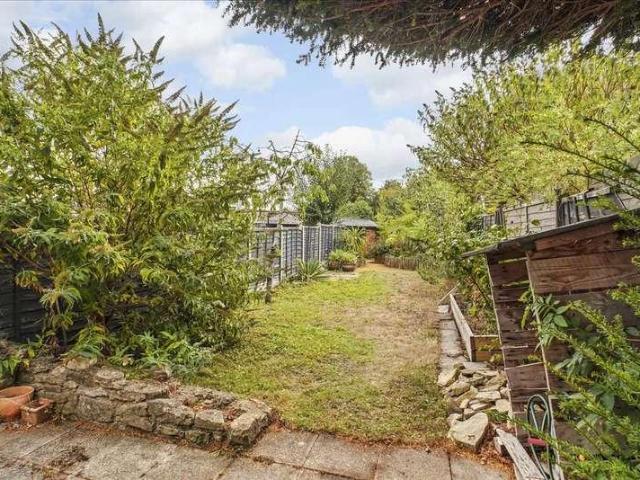 House for sale in Cosgrove