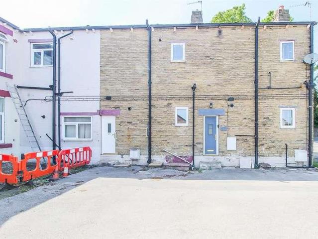 House for sale in Ossett, West Yorkshire