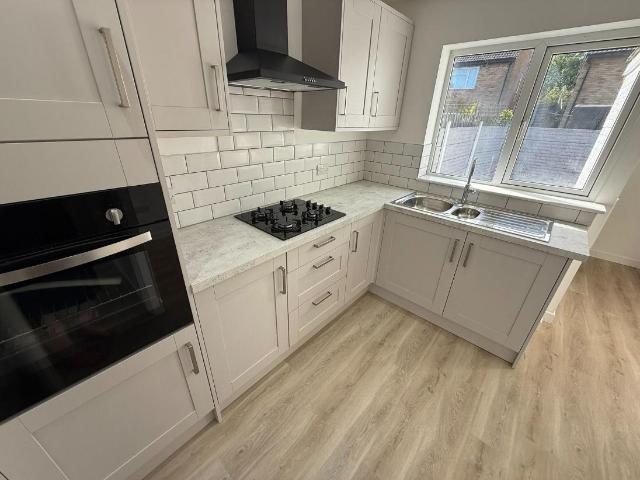 House for sale in Liverpool, Kennessee Green