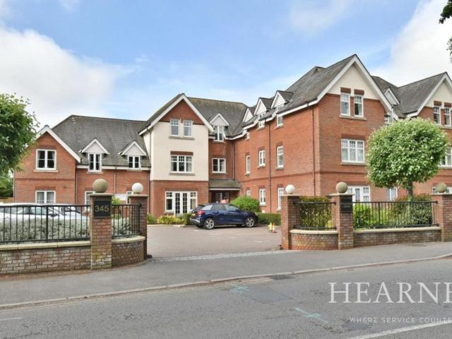 House for sale in Tricketts Cross, Ferndown