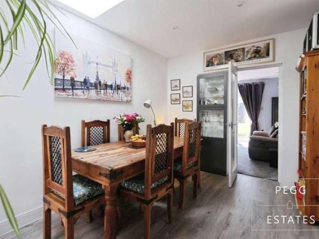 House for sale in Goodrington, Livermead