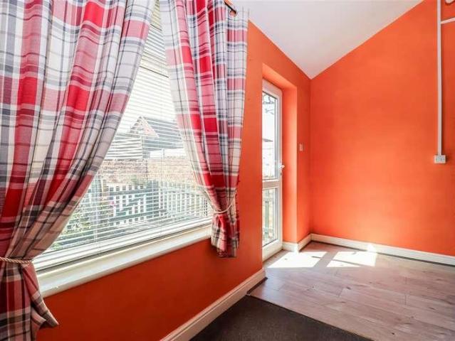 House for sale in Middlestown, West Yorkshire