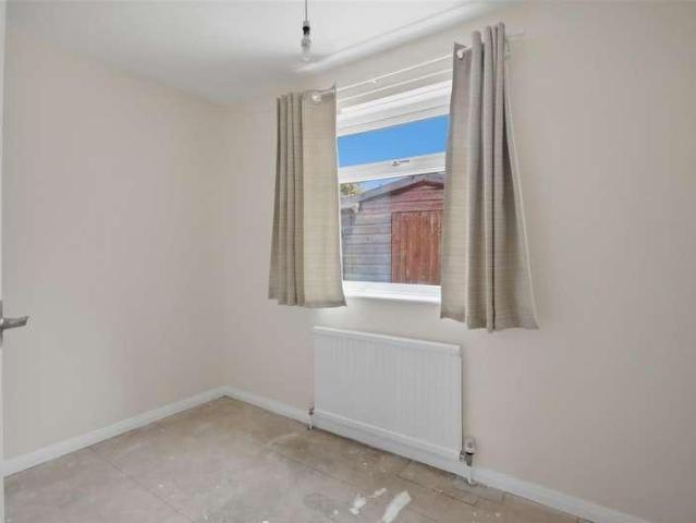 House for sale in Loundsley Green, East Midlands