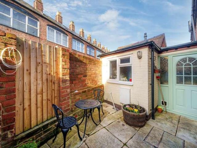 House for sale in Tewkesbury, Pamington