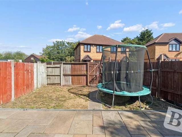 House for sale in Dagenham, Greater London