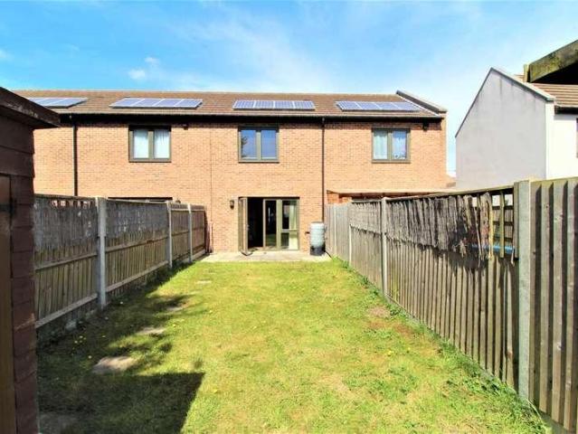 House for sale in Greater London