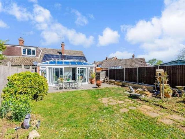 House for sale in The Butts, Kent
