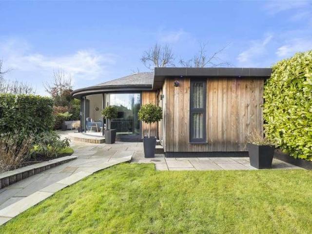 House for sale in Mayfield, Cross In Hand