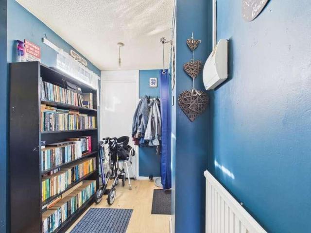 House for sale in Dairycoates, Hull