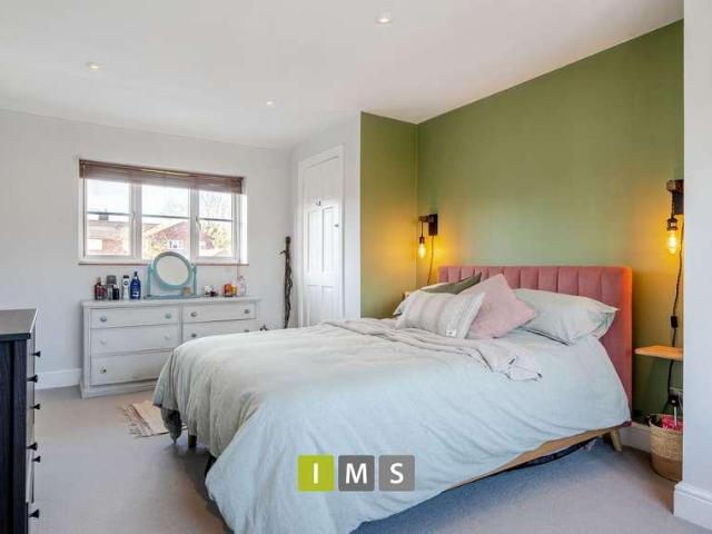 House for sale in Evershot, Oxfordshire