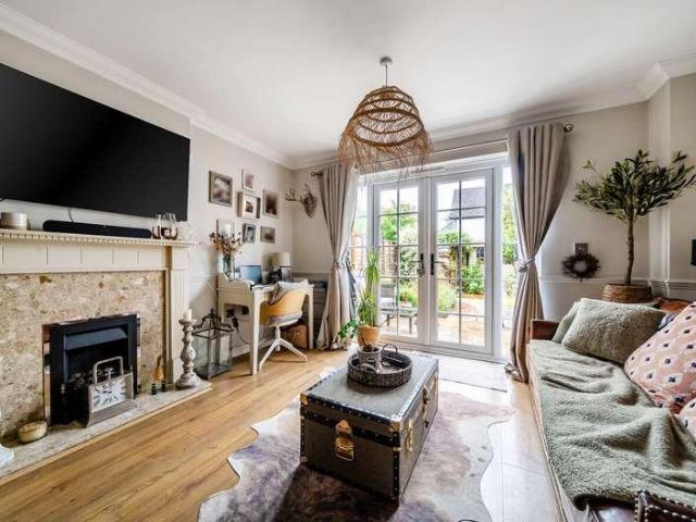 House for sale in Wyke, Westborough