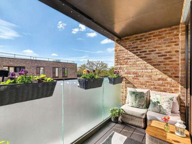 House for sale in Ashley Park, Surrey