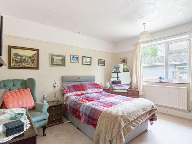 House for sale in The Cross, Buckley