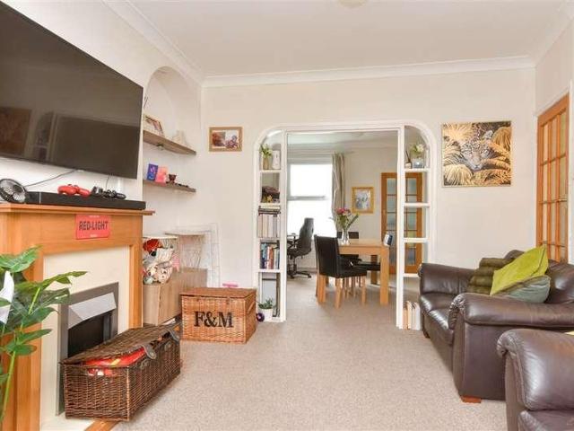 House for sale in Sittingbourne, Swale