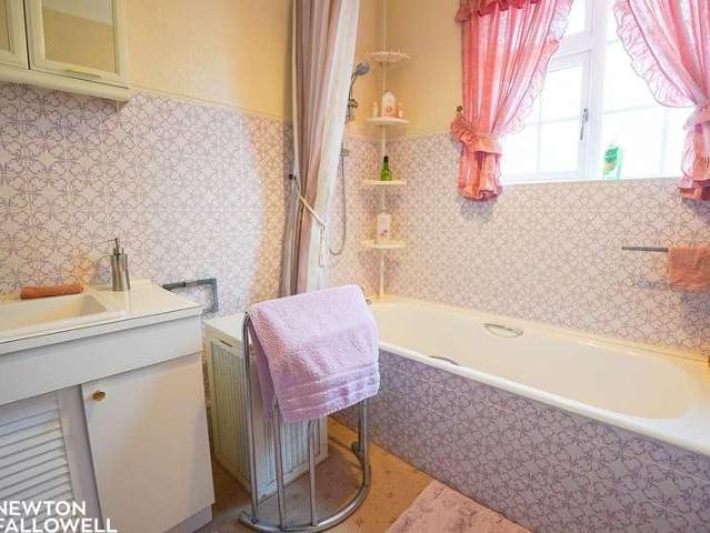 House for sale in Hallcroft, Costhorpe