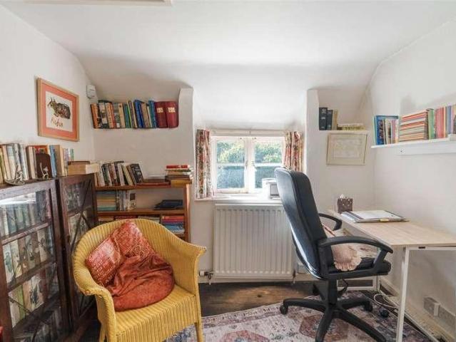 House for sale in Furzehill, East Dorset