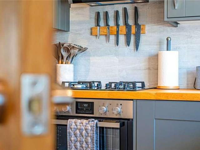 House for sale in Pouchen End, Hertfordshire
