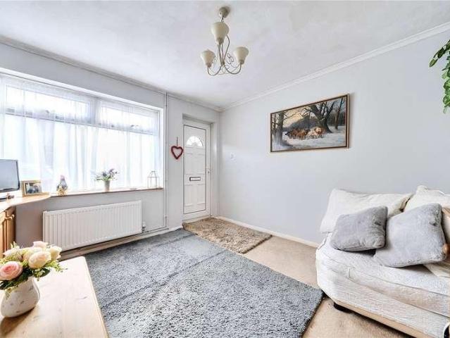 House for sale in The Butts, Kent