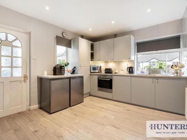 House for sale in Tranmere Park, Guiseley