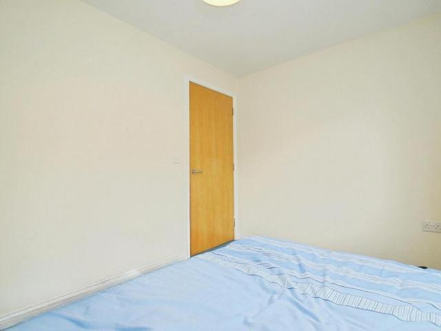 House for sale in Farsley, West Yorkshire