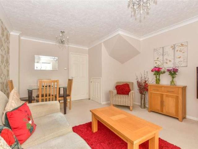House for sale in Palmarsh, Folkestone and Hythe