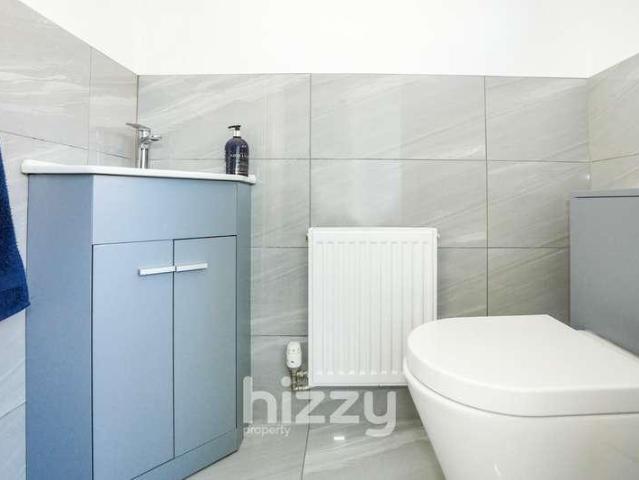 House for sale in Chelmondiston, Suffolk