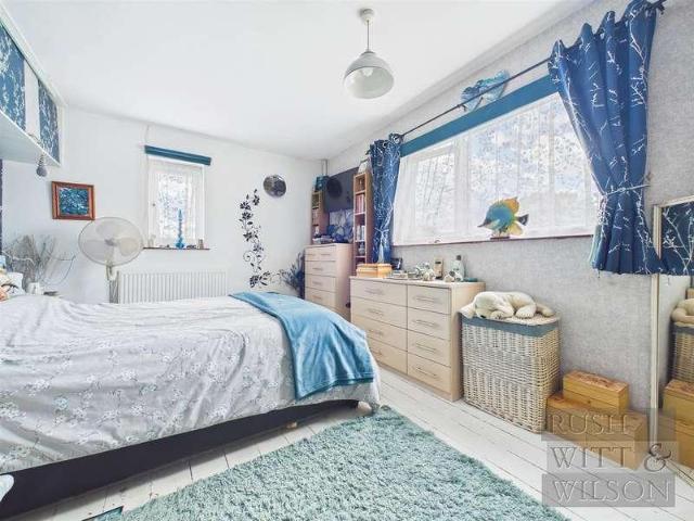 House for sale in Harley Shute, Guestling Green