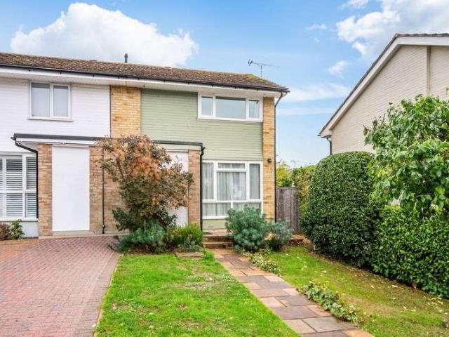House for sale in Old Oxted, Tandridge