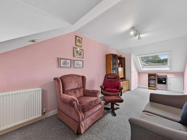 House for sale in Whitnash, Warwick