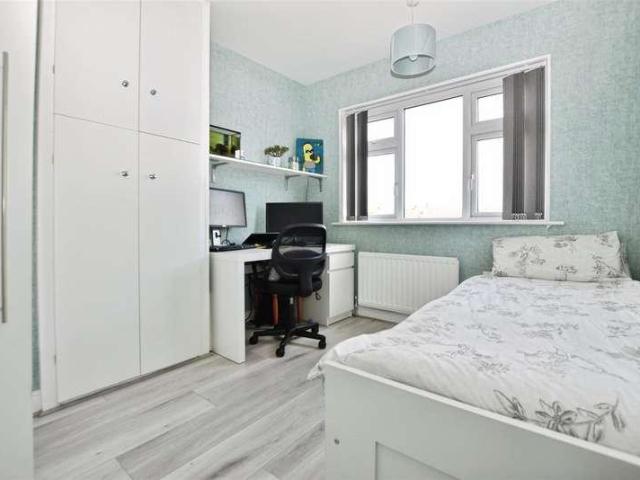 House for sale in Hull, Anlaby Park
