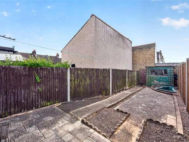 House for sale in Strood
