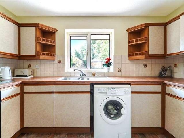 House for sale in Nork, Red Hill