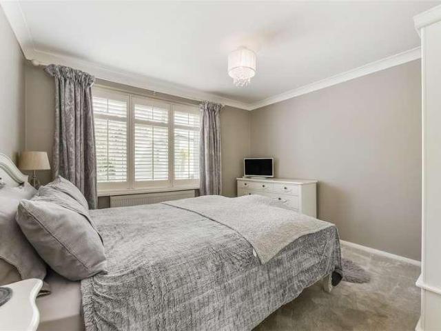 House for sale in Littlecote, West Sussex